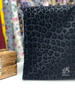 پارچه چرم پشت سوییت در دو طرح پوست پلنگی و پوست ماری