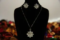 نیم ست طرح جواهر مارکیز و باگت