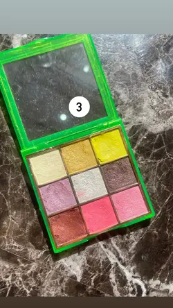 تستر ها(سایه،هایلایتر،رژگونه،کانتور)