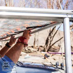 سایه بان بغل خودرو طرح ARB مجیکمپ - گروه تولیدی مجیکمپ