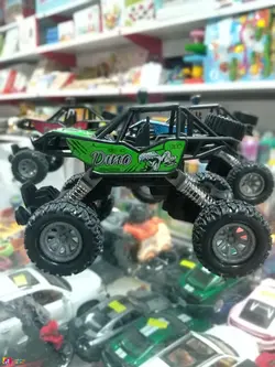 ماشین آفرود کمک فنر دار عقب کش