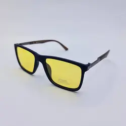 خرید عینک آفتابی پلاریزه برند پلیس با عدسی زاپاس زرد رنگ و دسته چوبی مدل P5051 | فروشگاه آرکوشاپ