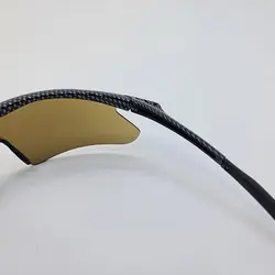 خرید عینک ورزشی با فریم مشکی شطرنجی و عدسی قهوه ای مدل 4-100 | فروشگاه آرکوشاپ