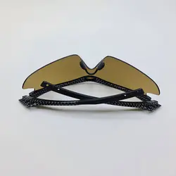 خرید عینک ورزشی با فریم مشکی شطرنجی و عدسی قهوه ای مدل 4-100 | فروشگاه آرکوشاپ