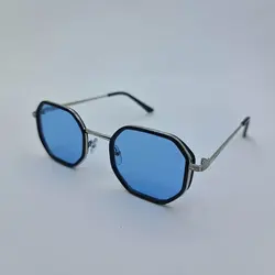 خرید عینک دید در شب برند پلیس با فریم نقره ای 8 ضلعی و عدسی آبی مدل 8387 | فروشگاه آرکوشاپ