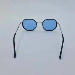 خرید عینک دید در شب برند پلیس با فریم نقره ای 8 ضلعی و عدسی آبی مدل 8387 | فروشگاه آرکوشاپ