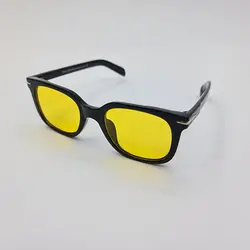 خرید عینک دید در شب با لنز زرد رنگ برند دیوید بکهام و فریم مشکی D22842 | فروشگاه آرکوشاپ