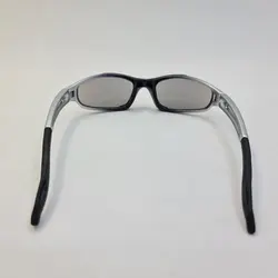 خرید عینک آفتابی ورزشی آنتی رفلکس خاکستری و دسته نقره ای رنگ مدل 115 | فروشگاه آرکوشاپ