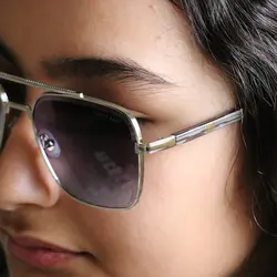 خرید عینک دودی Maybach با فریم طلایی رنگ و فلزی و عدسی سایه روشن مدل M011 | فروشگاه آرکوشاپ