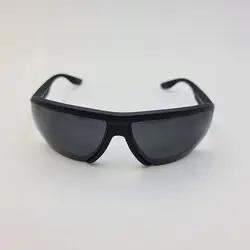 خرید عینک آفتابی ورزشی پلاریزه پرادا با فریم مشکی مات و عدسی تیره مدل 2098 | فروشگاه آرکوشاپ