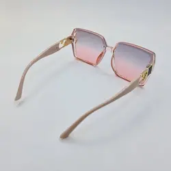 خرید عینک آفتابی برند فندی با فریم صورتی و عدسی دو رنگ سایه روشن مدل 6063 | فروشگاه آرکوشاپ