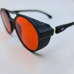 خرید عینک آفتابی امپریو آرمانی با عدسی قرمز و فریم مشکی رنگ بغل دار مدل 1807 | فروشگاه آرکوشاپ