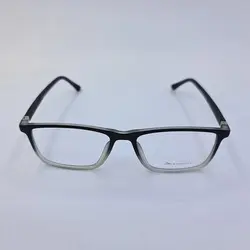 خرید عینک طبی مستطیلی شکل با فریم مشکی و تی آر 90 و دسته فنری مدل 2003 | فروشگاه آرکوشاپ