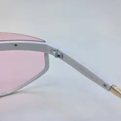 خرید عینک فانتزی با عدسی بزرگ، یکسره، فریم سفید طرح نقاب و عدسی صورتی مدل D23 | فروشگاه آرکوشاپ