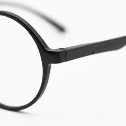 خرید عینک مطالعه نزدیک بین با نمره +2.25 با فریم گرد و مشکی رنگ مدل 33 | فروشگاه آرکوشاپ