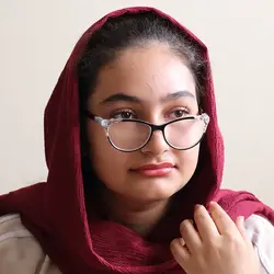 خرید عینک مطالعه نمره +2.75 با فریم مشکی و صورتی، گربه ای و دسته فنری مدل FB9155 | فروشگاه آرکوشاپ