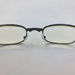 خرید عینک مطالعه تاشو آنتی رفلکس با نمره +0.50 نزدیک بین به همراه کیف مدل PD62 | فروشگاه آرکوشاپ