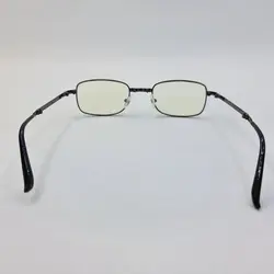 خرید عینک مطالعه تاشو آنتی رفلکس با نمره +1.75 نزدیک بین به همراه کیف مدل PD62 | فروشگاه آرکوشاپ