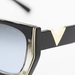 خرید عینک آفتابی زنانه با فریم رنگ مشکی طرح‌دار و لنز سایه روشن Valentino مدل 9794 | فروشگاه آرکوشاپ
