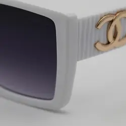 خرید عینک آفتابی زنانه با فریم سفید، مربعی شکل و لنز سایه روشن Chanel مدل 6929 | فروشگاه آرکوشاپ