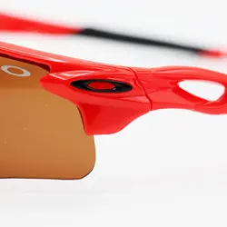 خرید عینک ورزشی اوکلی OAKLEY نیم فریم و قرمز رنگ با لنز قهوه ای تیره مدل 9052 | فروشگاه آرکوشاپ