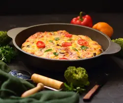 تابه چدنی آبندی شده خالص بدون روکش شیمیایی (چدن روسی ماهیتابه ماهی تابه چدنی روس) تابه ووک چدن . تابه گریل ووک . قابلمه چدنی . ماهیتابه چدنی . سرویس چدنی . ظروف چدنی آقای سنگی