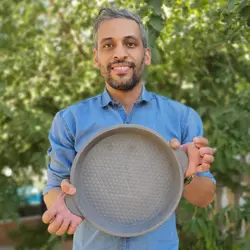تابه چدن خالص بدون روکش شیمیایی (چدن روسی ماهیتابه ماهی تابه چدنی روس) تابه ووک چدن . تابه گریل ووک . قابلمه چدنی . ماهیتابه چدنی . سرویس چدنی . ظروف چدنی آقای سنگی