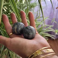 گوی آرامش سنگ مرمر (پک دو عددی) به انتخاب مشتری | هدیه تولد | جهیزیه عروس | کادویی | ظروف سنگی آقای سنگی | ظروف آنتیک و کلکسیونی | مدیتیشن | فنگشویی | گوی سنگی