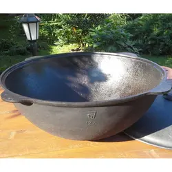 قازن چدن خالص بدون روکش شیمیایی 10 لیتری (چدن روسی پاتیل غازن قابلمه دیگ چدنی) ظرف کوهنوردی