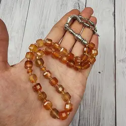 تسبیح سنگی عقیق سرخ 33 مهره با تراش باکسی سایز 10 | تسبیح اصل | تسبیح اورجینال | تسبیح صلوات | تسبیح متبرک | تسبیح آنتیک و کلکسیونی و عتیقه | تسبیح طبیعی | تسبیح فاخر | هدیه روز پدر | تسبیح دست ساز