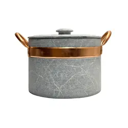دیگ سنگی ۴ نفره با دستگیره مسی مدل رویال صادراتی سوپر پلاس A2 | دیزی سنگی | قابلمه سنگی | هدیه تولد | هدیه روز مادر | هدیه ولنتاین | جهیزیه عروس | کادویی روز مادر | ظروف سنگی آقای سنگی | ظروف آنتیک و کلکسیونی | قابلمه سنگی لوکس و لاکچری | هدیه روز زن
