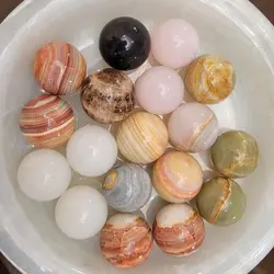 گوی سنگی سنگ مرمر کاملا گرد پاکستانی وارداتی قطر 4.5 تا 5 سانتیمتر | هدیه تولد | جهیزیه عروس | کادویی | ظروف سنگی آقای سنگی | ظروف آنتیک و کلکسیونی