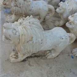 مجسمه دکوری شیر سنگی جنس تراورتن | مجسمه شیر سنگی | هدیه تولد | جهیزیه عروس | کادویی | ظروف سنگی آقای سنگی | ظروف آنتیک و کلکسیونی