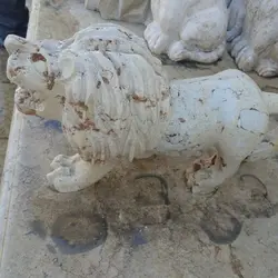 مجسمه دکوری شیر سنگی جنس تراورتن | مجسمه شیر سنگی | هدیه تولد | جهیزیه عروس | کادویی | ظروف سنگی آقای سنگی | ظروف آنتیک و کلکسیونی