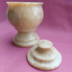 شکلات خوری سنگی سایز کوچک و یا قندان سنگی مدل پایه دار جنس سنگ مرمر پرتقالی | هدیه تولد | جهیزیه عروس | کادویی | ظروف سنگی آقای سنگی | ظروف آنتیک و کلکسیونی