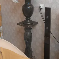 میز و پایه سنگی (قرارگیری گلدان و مجسمه و دکوری) سنگ مشکی نجف آباد | هدیه تولد | جهیزیه عروس | کادویی | ظروف سنگی آقای سنگی | ظروف آنتیک و کلکسیونی