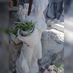مجسمه سنگی بزرگ از معدن چینی قروه ( دختر گلدان به دست ) | هدیه تولد | جهیزیه عروس | کادویی | ظروف سنگی آقای سنگی | ظروف آنتیک و کلکسیونی