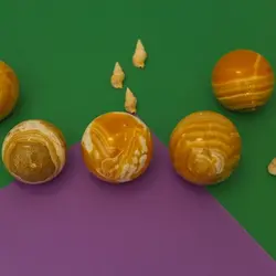 گوی های شانس بسیار زیبا،سایز متوسط و بزرگ،کمک به جذب انرژی های منفی محیط اطراف و حس آرامش فراوان،سنگ طبیعی مرمر پرتغالی | هدیه تولد | جهیزیه عروس | کادویی | ظروف سنگی آقای سنگی | ظروف آنتیک و کلکسیونی