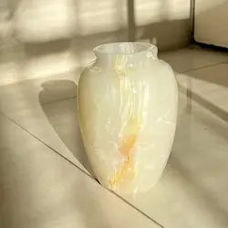 گلدان سنگی مرمر نباتی زیبا ارتفاع 22 سانتی | ظروف آنتیک و کلکسیونی | هدیه تولد | جهیزیه عروس | ظروف سنگی آقای سنگی | گلدون سنگی