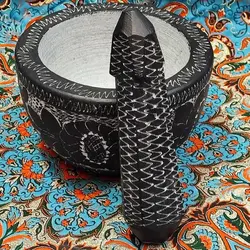 هاون سنگی حکاکی شده طرح گل پنجبرگ | ظروف سنگی آقای سنگی | هدیه تولد | جهیزیه عروس