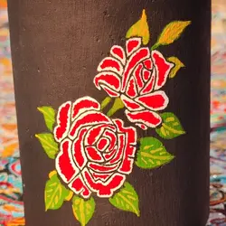 لیوان سنگی طراحی شده طرح گل رز قرمز | ظروف سنگی آقای سنگی | هدیه تولد | جهیزیه