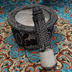 هاون سنگی حکاکی شده دسته دار طرح گل پنج برگ | هاون سنگی | ظروف سنگی آقای سنگی