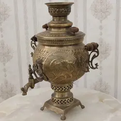 سماور زغالی برنجی ۶ لیتری شیر و خورشید آنتیک کد ۱۲۱۲