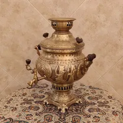 سماور ذغالی برنجی ۸ لیتری قلم دست برجسته هخامنش آنتیک کد ۱۲۵۷