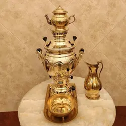 سماور برنجی گازی ۸ لیتری ساده زرد با سرویس کد ۱۳۵۱s