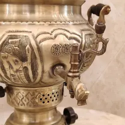 سماور برنجی گازی ۸ لیتری هخامنش آنتیک کد ۱۳۵۸