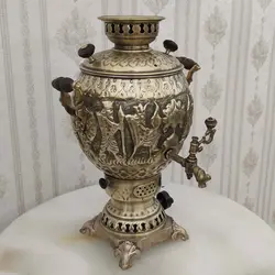 سماور گازی برنجی ۶ لیتری قلم دست برجسته هخامنش آنتیک کد ۱۳۰۲