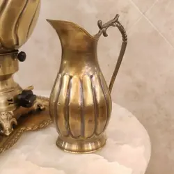 سماور برنجی گازی ۶ لیتری آنتیک با سرویس کد ۱۳۰۱s
