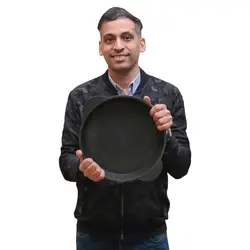 تابه چدنی لبه بلند(ماهیتابه چدن اصل آهنربا میچسبه بدون روکش شیمیایی منزل جهیزیه عروس ) ظروف چدن خالص آقای سنگی چدن روسی اصل . هدیه تولد . کادویی . ظروف سالم