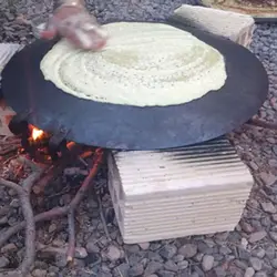 ساج چدنی خالص 33 سانتی | ساج نان پزی چدن خالص بدون روکش شیمیایی (ساچ روسی ظرف چدنی) ظروف کوهنوردی و طبیعتگردی و ظروف سفری | ساج ووک چدنی تابه ووک چدنی . ماهیتابه چدنی . قابلمه چدنی | ساج چدنی | ساج سفری | ظروف چدنی اصل | ساج چدن خالص